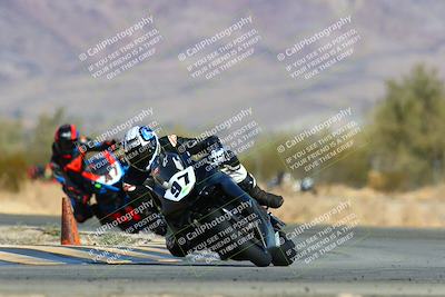 media/Jan-16-2022-CVMA (Sun) [[7f3d92989d]]/Race 2 Supersport Middleweight/